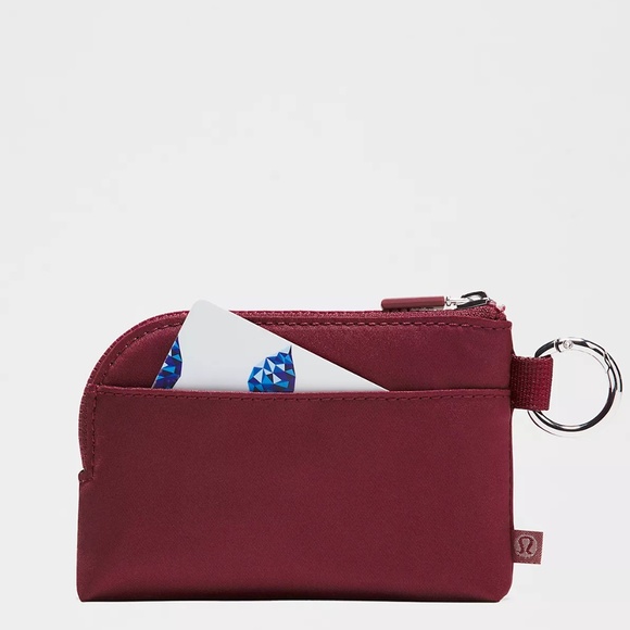 Lululemon NWT Clippable Card Pouch Color Deep Luxe/Pink Tide - Picture 2 of 4